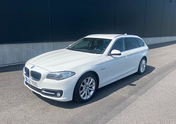 BMW 520d 2 of 5