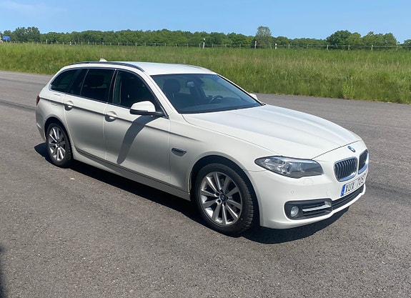 BMW 520d 4 of 5