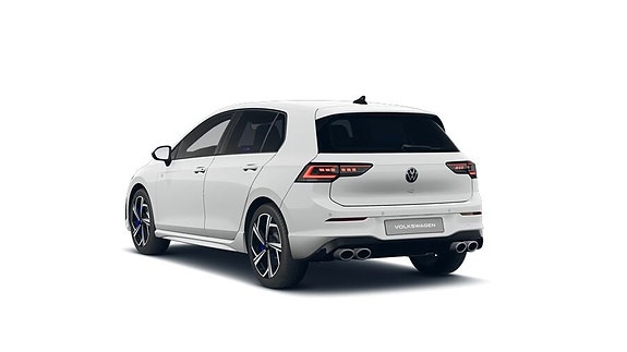 Volkswagen Golf VIII 3 of 7