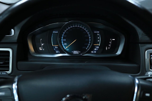 Volvo V70 9 of 21