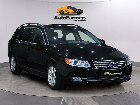 Volvo V70 2 of 21