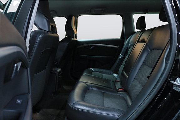 Volvo V70 6 of 21