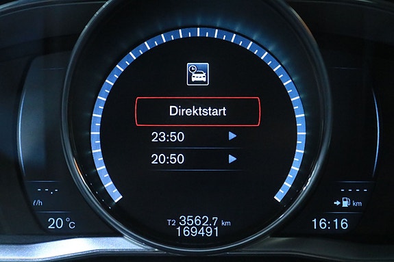 Volvo V70 11 of 21