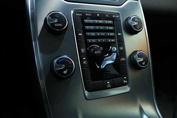 Volvo V70 13 of 21