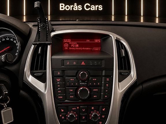 Opel Astra 13 of 15