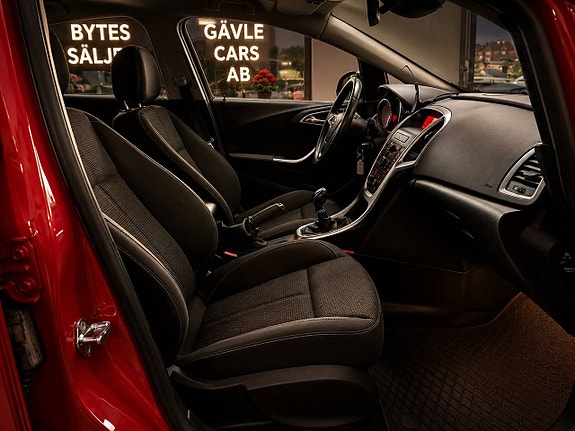 Opel Astra 6 of 15