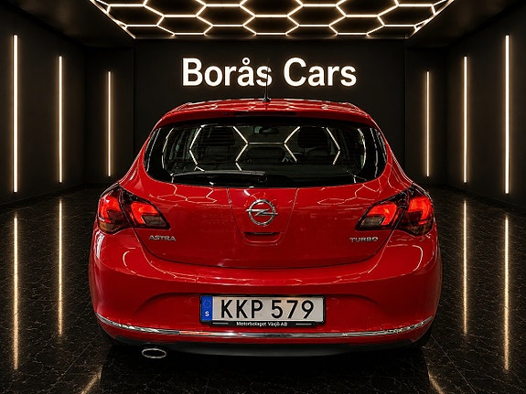 Opel Astra 4 of 5