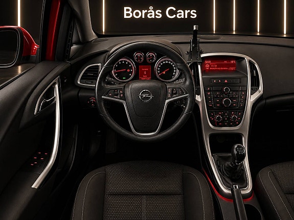 Opel Astra 11 of 15