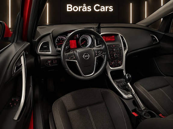 Opel Astra 9 of 15