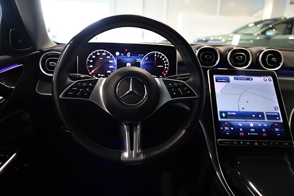 Mercedes-Benz C300 14 of 28