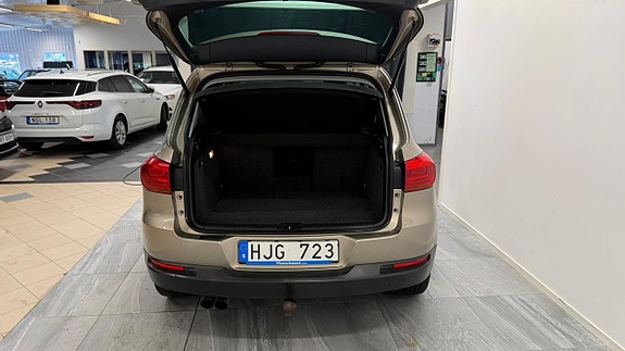 Volkswagen Tiguan 9 of 20