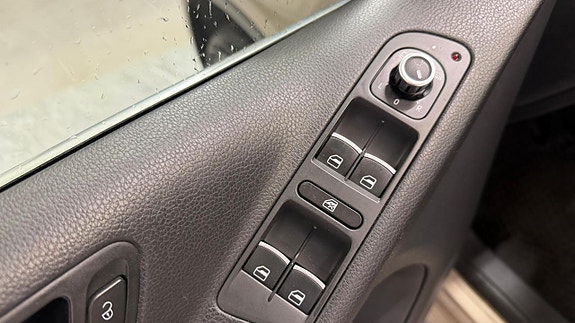 Volkswagen Tiguan 16 of 20