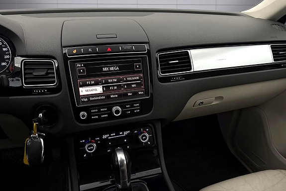 Volkswagen Touareg 9 of 11