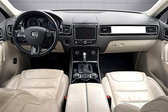 Volkswagen Touareg 7 of 11