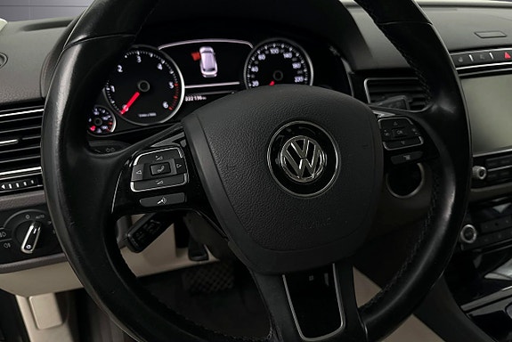 Volkswagen Touareg 10 of 11