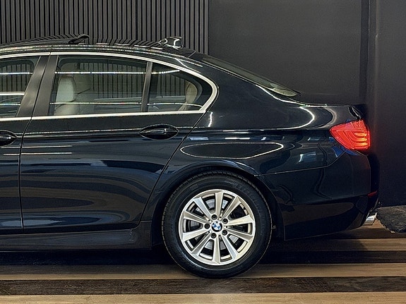 BMW 525d 8 of 26
