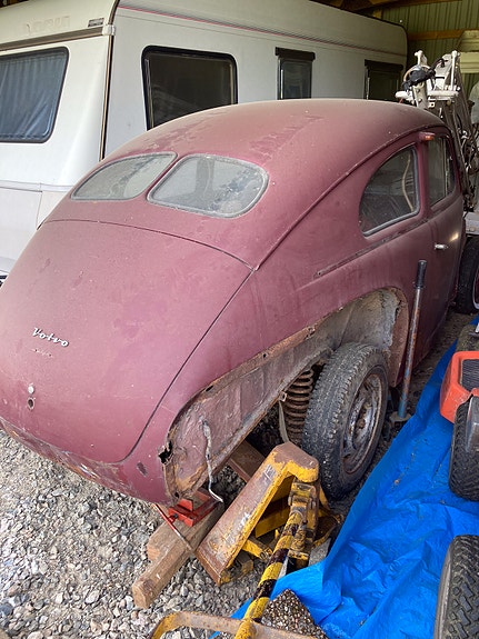 Volvo PV444 2 of 5