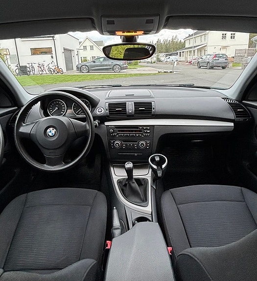 BMW 116i 5 of 5