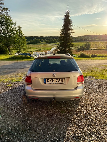 Volkswagen Golf VI 2 of 5