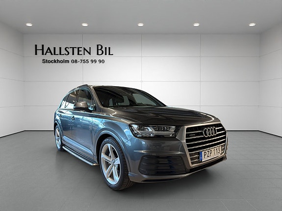 Audi Q7 4 of 5