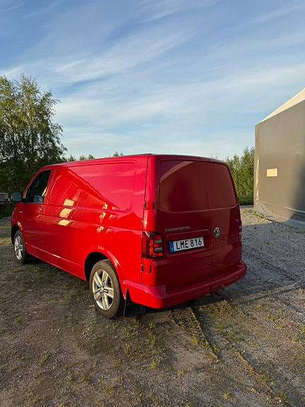 Volkswagen Transporter 2 of 5