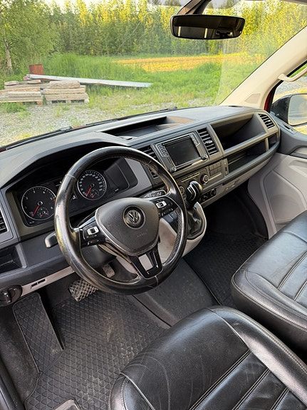 Volkswagen Transporter 4 of 5