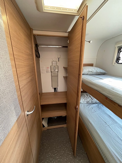Adria Adora 573 PT 8 of 11