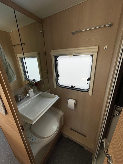 Adria Adora 573 PT 9 of 11