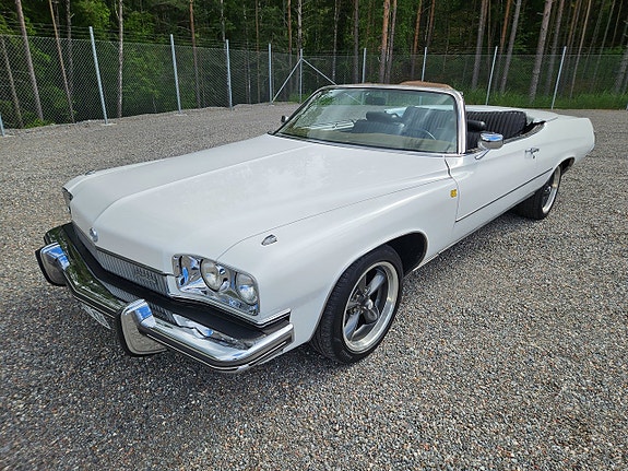 Buick Centurion