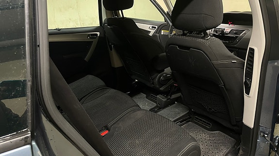 Citroen Grand C4 Picasso 4 of 5