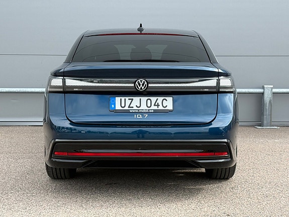 Volkswagen ID.7 5 of 5