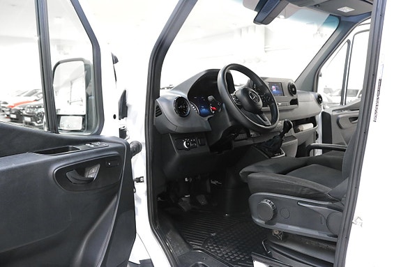 Mercedes-Benz Sprinter 316 8 of 19