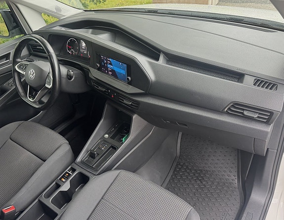 Volkswagen Caddy Maxi 16 of 23