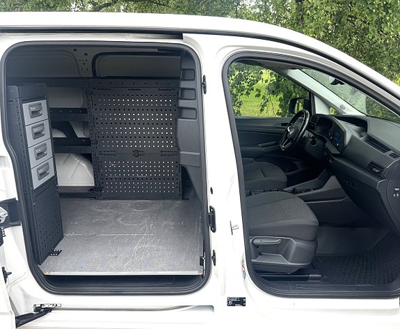 Volkswagen Caddy Maxi 8 of 23