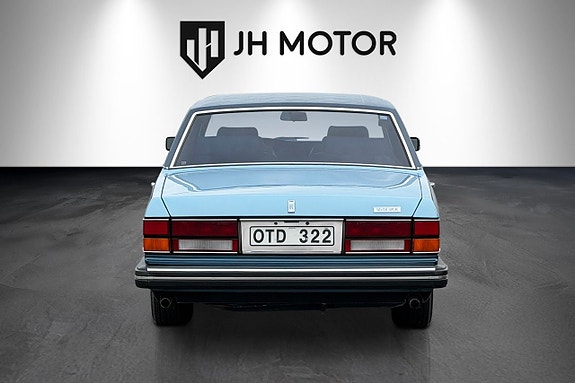 Rolls Royce Silver Spur 6 of 26