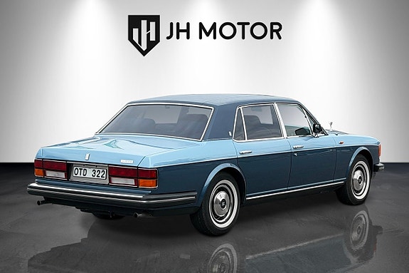 Rolls Royce Silver Spur 7 of 26