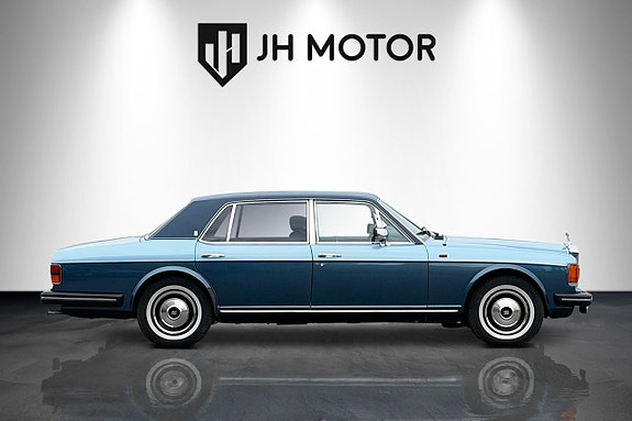 Rolls Royce Silver Spur 8 of 26