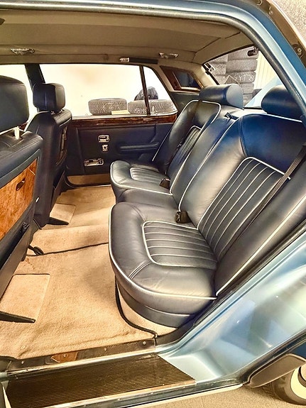 Rolls Royce Silver Spur 20 of 26