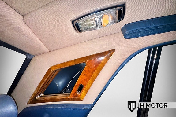 Rolls Royce Silver Spur 25 of 26