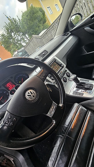 Volkswagen Passat 4 of 5