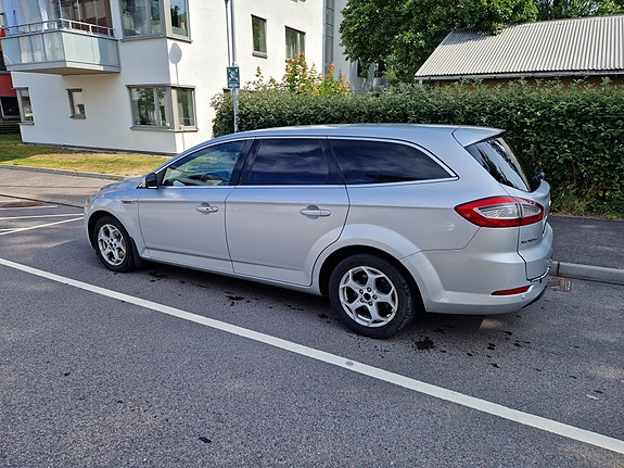 Ford Mondeo 9 of 15