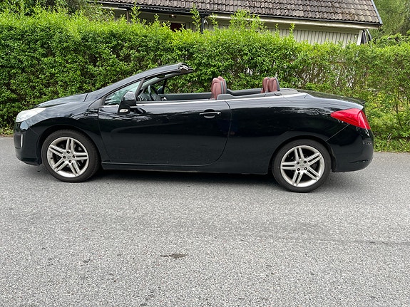 Peugeot 308 3 of 5