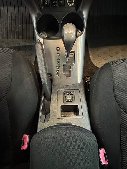 Toyota RAV4 15 of 26