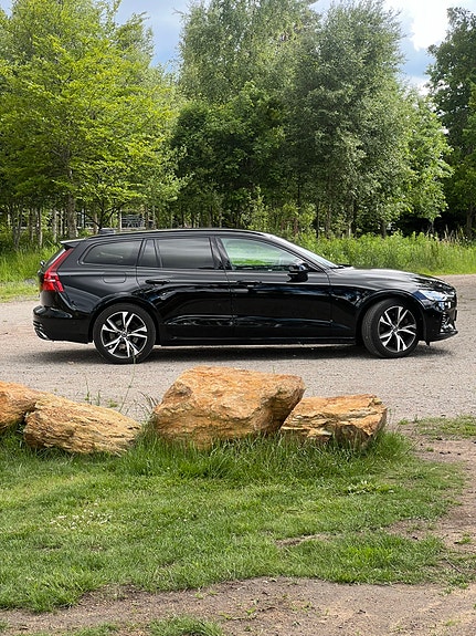 Volvo V60 3 of 5