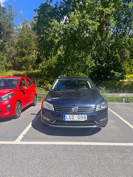 Volkswagen Passat 3 of 5