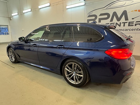 BMW 520d 4 of 5