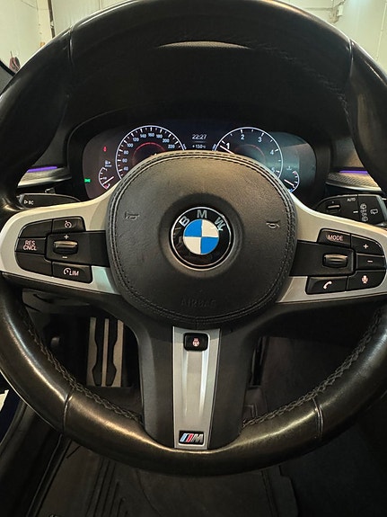 BMW 520d 10 of 30
