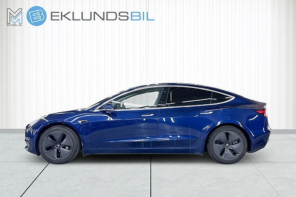 Tesla Model 3 2 of 5