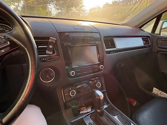 Volkswagen Touareg 6 of 8