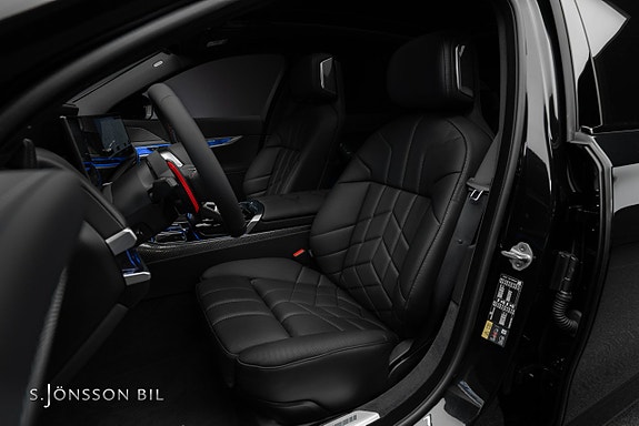 BMW M760e 14 of 27